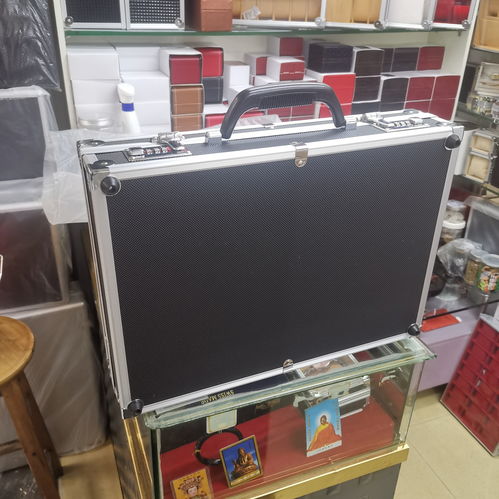 铝合金手表箱 惠贞包装 高档软座展示礼品箱 铝材质加工翻盖 型号408