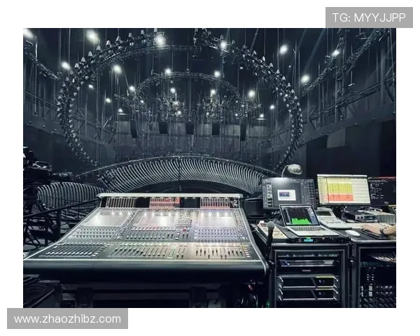 《全能星战》:一场星光璀璨的音乐盛宴,一次触动心灵的视听之旅 《全能星战》:一场星光璀璨的音乐盛宴,一次触动心灵的视听之旅